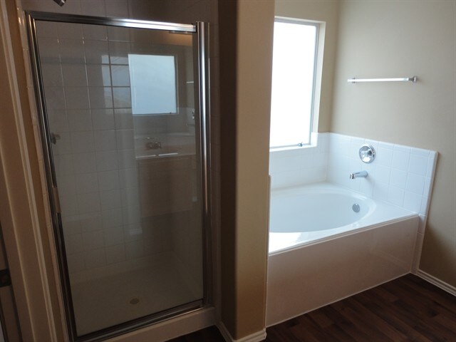 Building Photo - 2611 Feather Green Trl