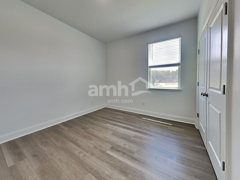 Building Photo - 128 Bee Tree Blvd