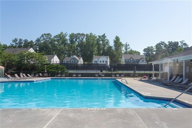 Building Photo - 173 Parkmont Ct