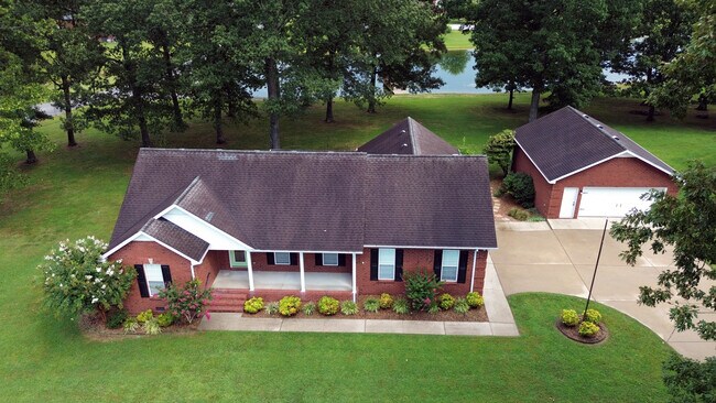 Building Photo - 19 Antietam Dr