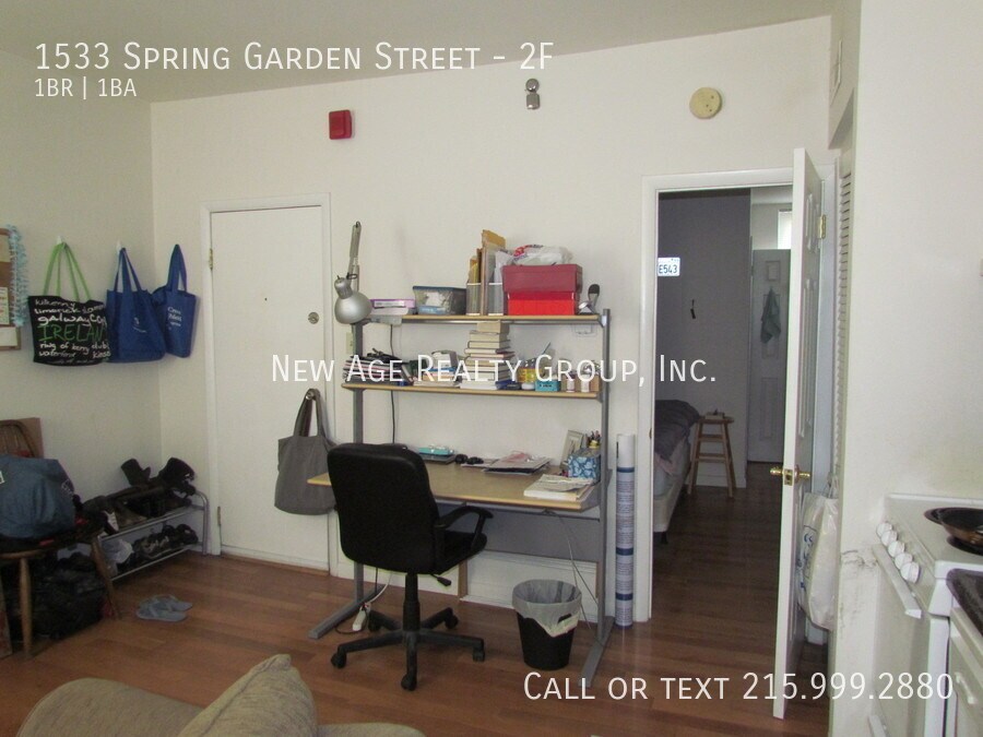 Building Photo - 1533 Spring Garden St