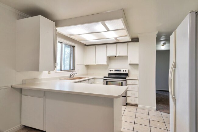 Building Photo - 3911 S 4485 W