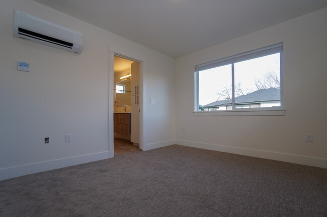 Building Photo - 4614 N Iota Ln