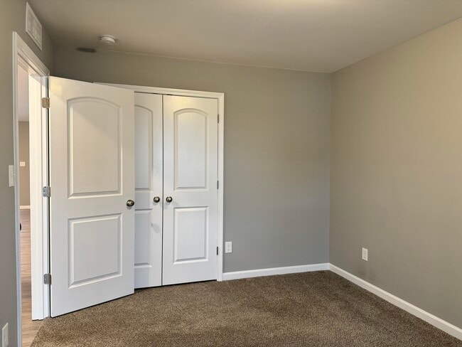 Building Photo - 401 Skaggs Blvd