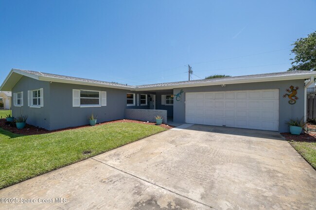 Building Photo - 346 Cyprus Dr