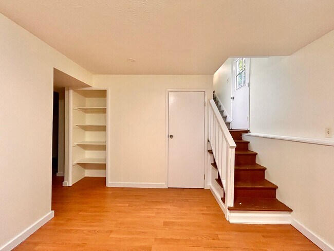 Building Photo - Three Bedroom Home in Walker/Standale