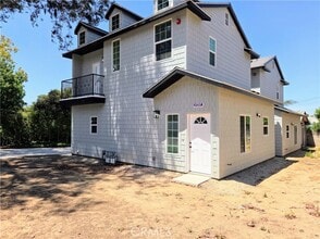 Building Photo - 4165 Country Club Dr