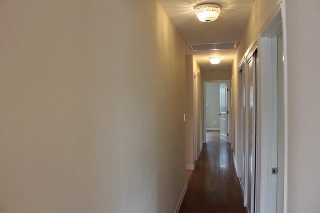 Primary Photo - 4649 Mt Armet Dr