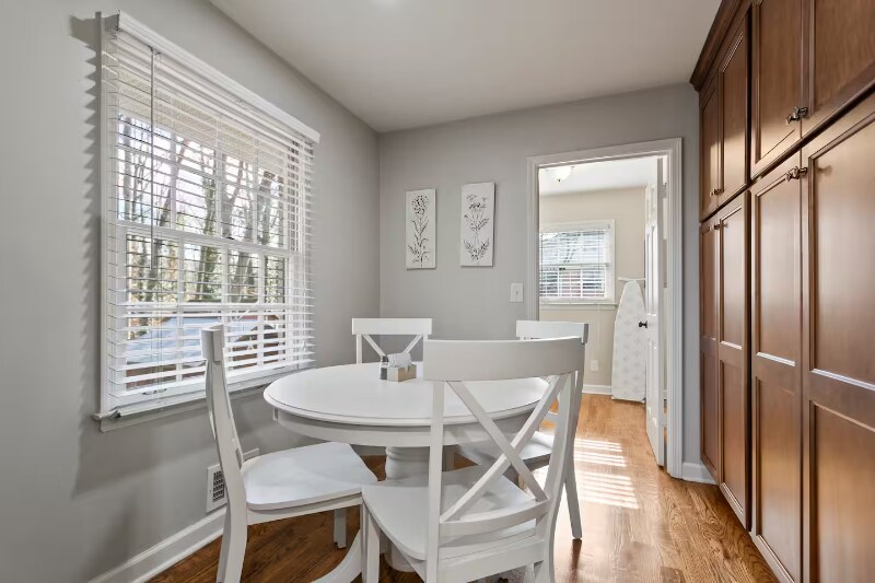 Building Photo - 3270 Hickory Crest Dr NW