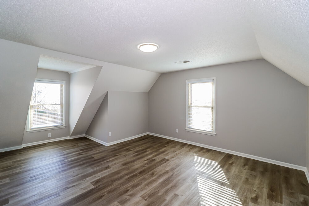 Building Photo - 2703 Twisted Oak Cove N