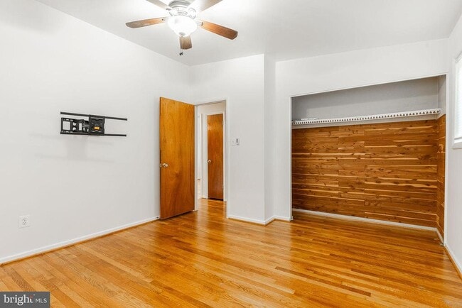 Building Photo - 6609 Bowie Dr