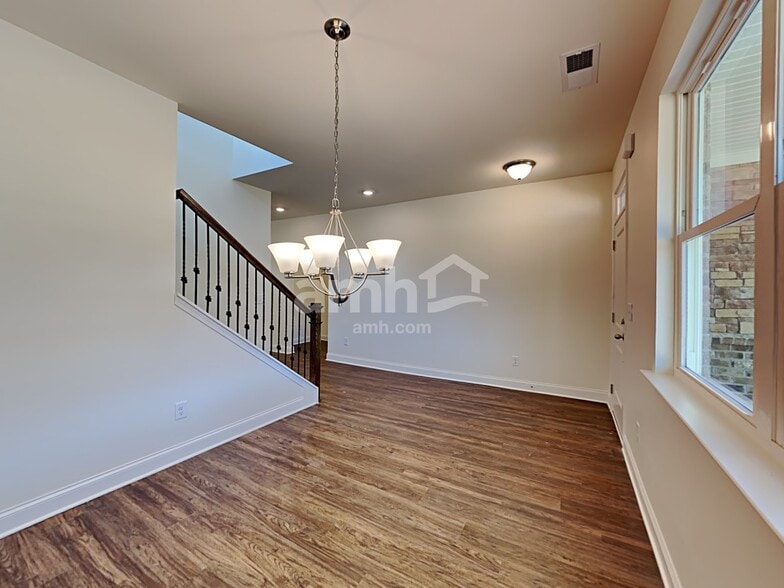 Building Photo - 1330 Ashlyn Ct