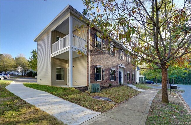 Building Photo - 21512 Aftonshire Dr