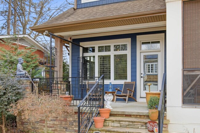 Building Photo - 4109 Dinglewood Ave