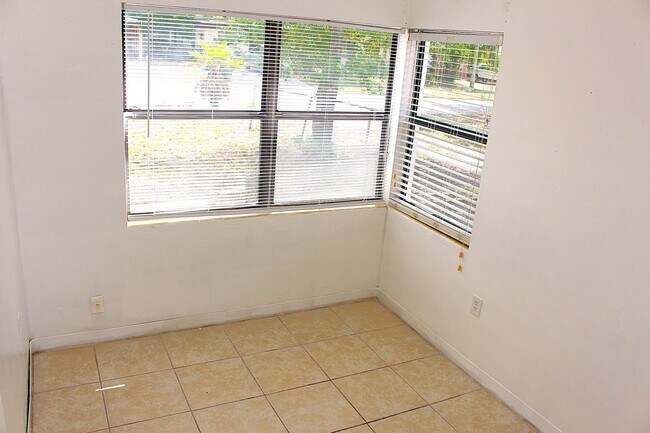 Building Photo - Lovely 3-bedroom 1 bath home for rent
