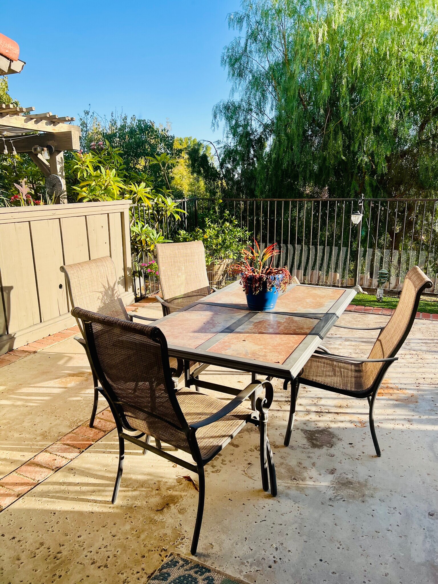 Building Photo - 19225 Index St