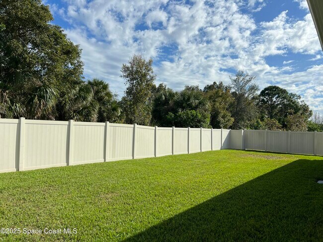 Building Photo - 4305 Negal Cir