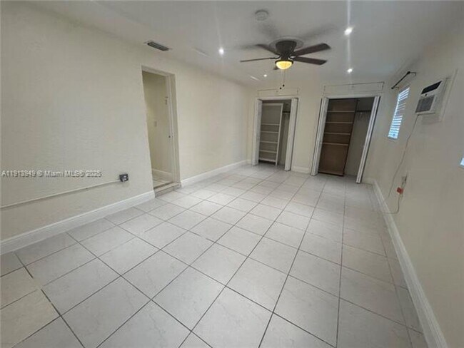 Building Photo - 29523 SW 144th Ct