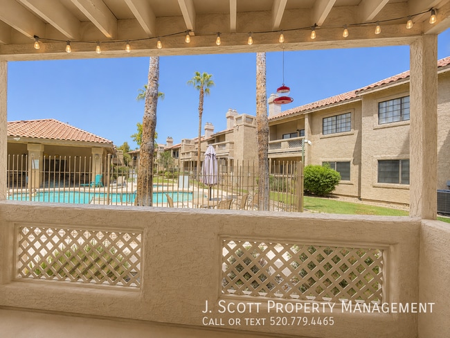 Building Photo - 930 N Mesa Dr