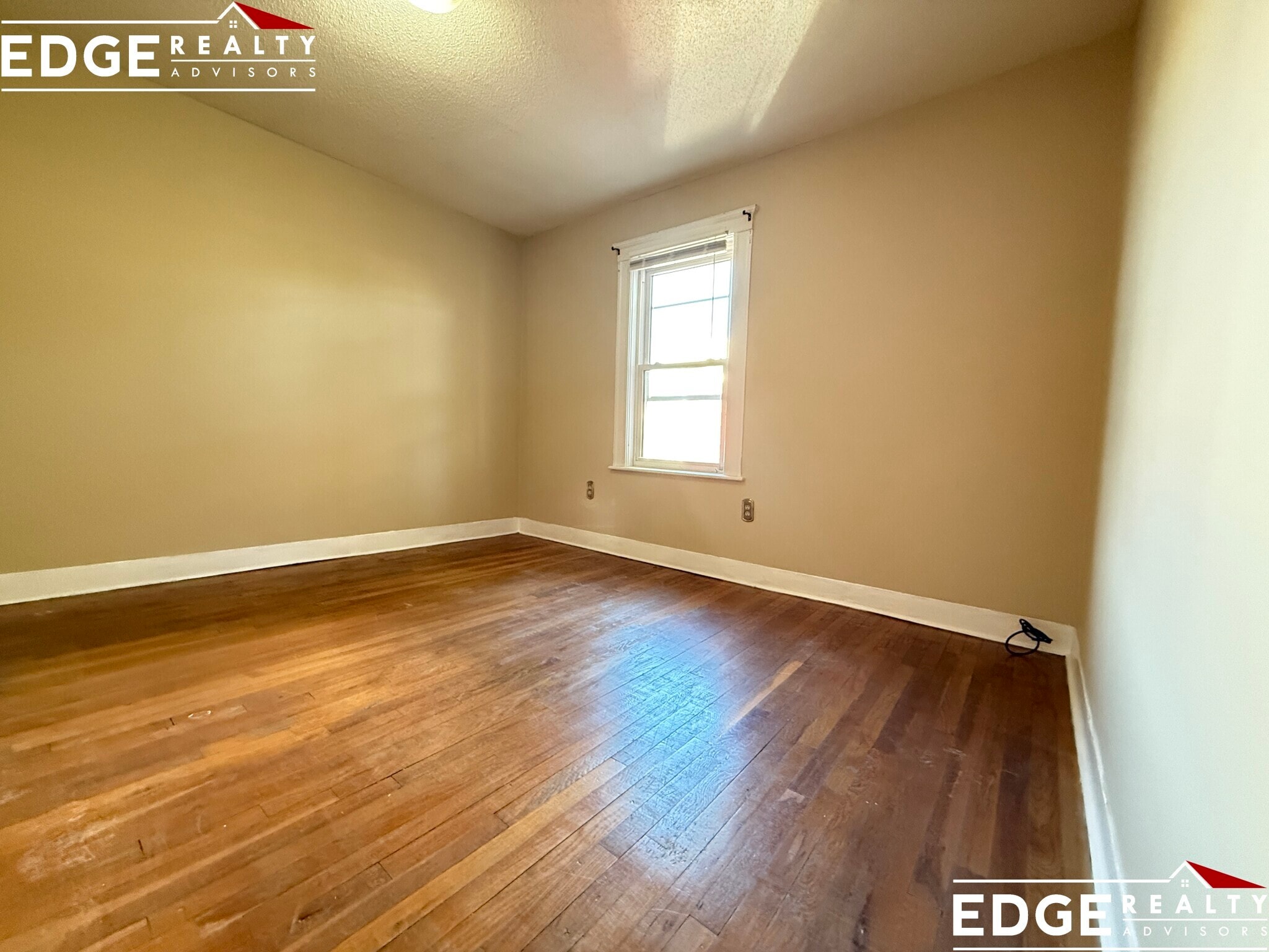 Building Photo - 82 Beechcroft St