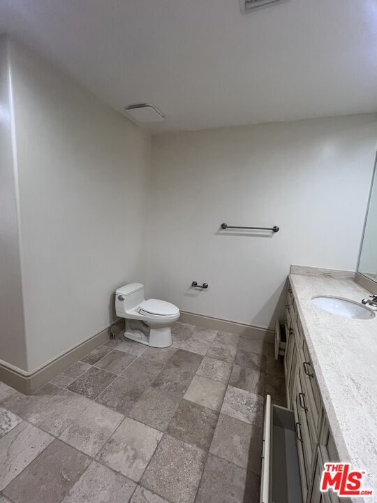 Building Photo - 137 S Spalding Dr