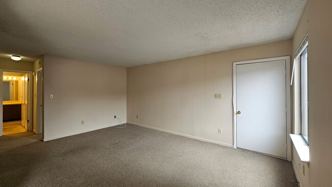 Building Photo - 450 Abbotsleigh Ct