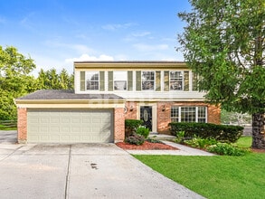 Building Photo - 1487 Foxtale Ct