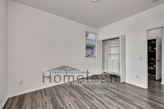 Building Photo - 263 Aventura Dr