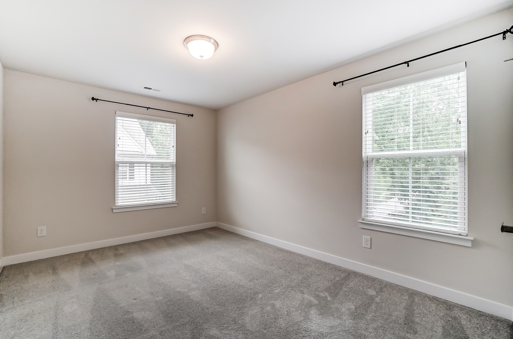 Building Photo - 5805 Barrowlands Ct