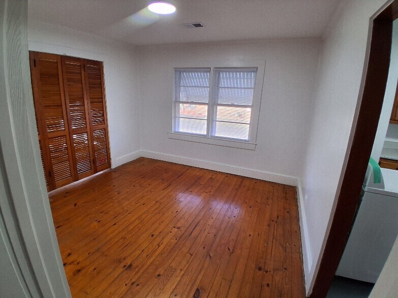 Building Photo - 1020 Peachtree St