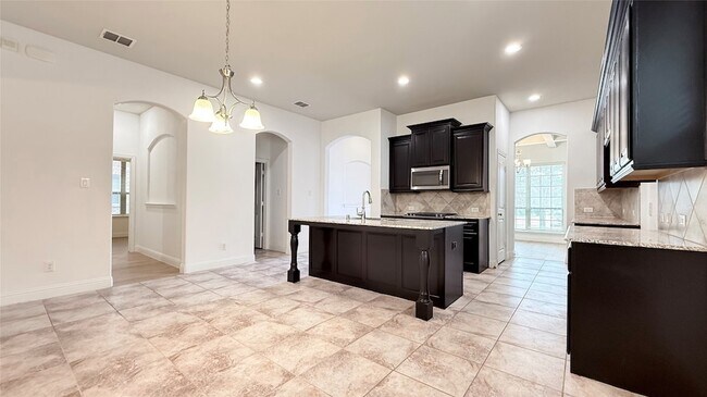 Building Photo - 2720 Inn Kitchen Wy