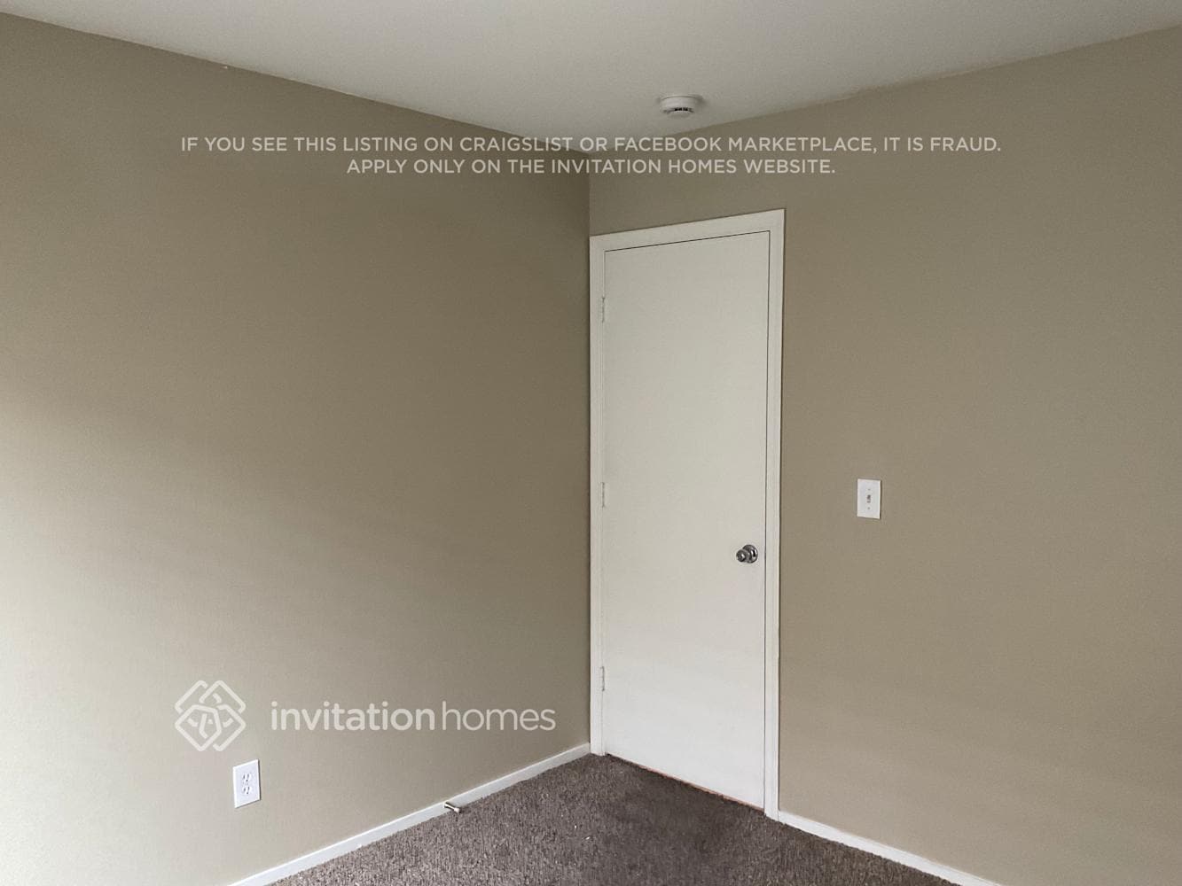 Building Photo - 8019 Torremolinos Ave