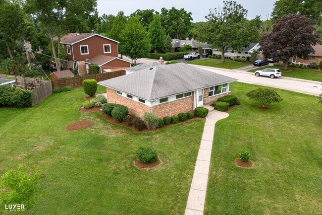 Building Photo - 1032 Whitfield Rd