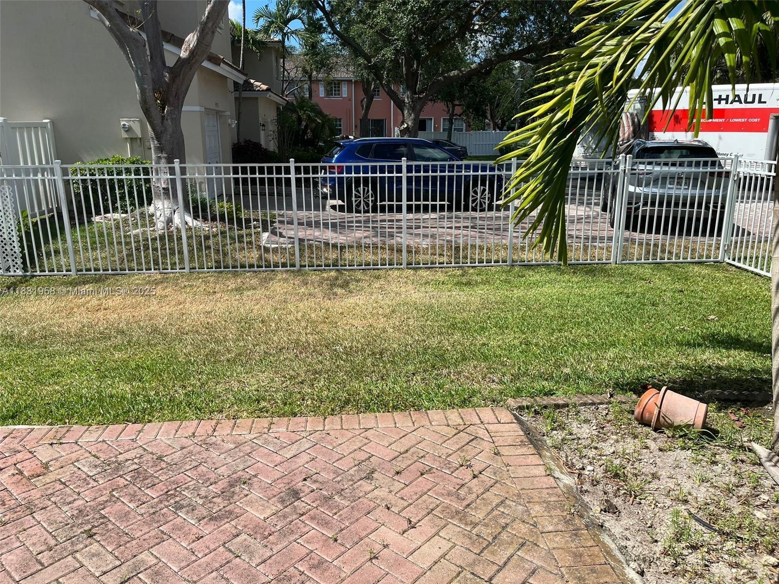 Building Photo - 9151 NW 40th St