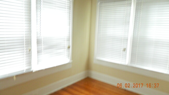 Building Photo - 100 Posey/105 Adams St