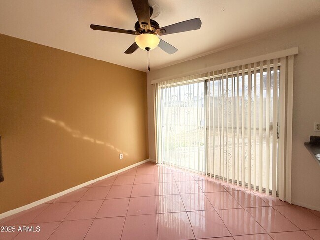 Building Photo - 617 W Minton St