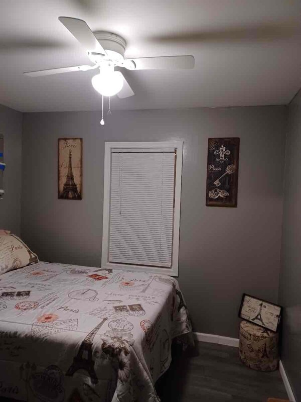 Building Photo - 17791 Lebanon Rd