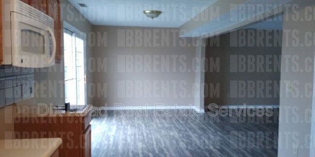 Building Photo - 491 Lite Ct
