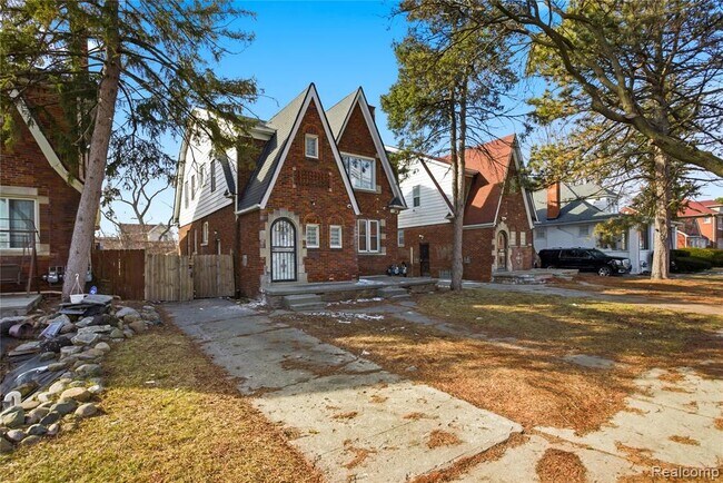 Building Photo - 14615 Winthrop St