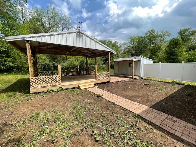 Building Photo - Cute Efficient Home For Rent Shelby County