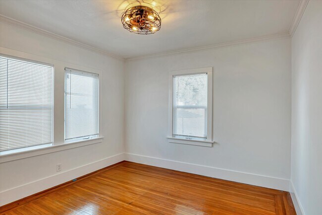 Building Photo - 1732 87th Ave