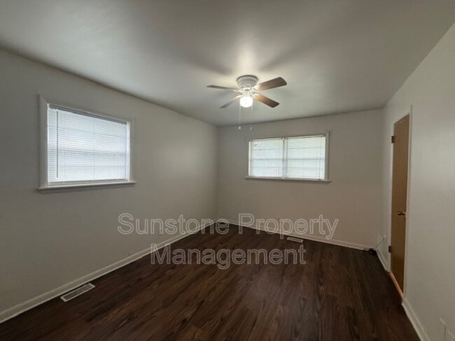 Building Photo - 8281 E 33rd Pl