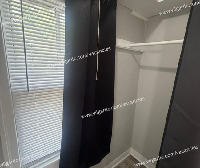 Building Photo - Step into comfort, convenience, and quality living in this conveniently designed 4-bedroom, 2-flo...