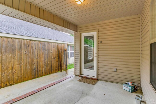 Building Photo - 1482 Towhee Canyon Dr