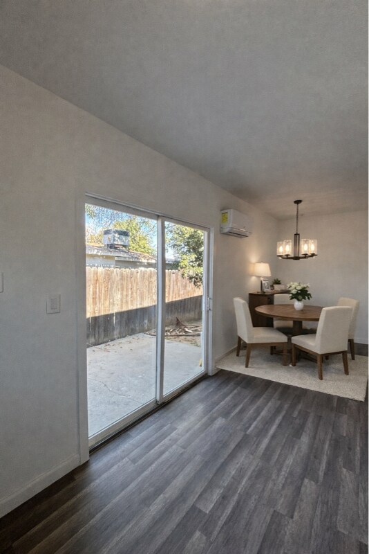 Building Photo - 2123 Down St