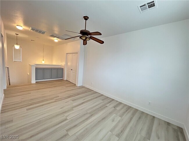 Building Photo - 8618 Peaceful Dreams St