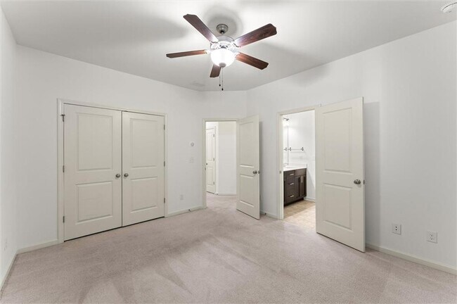 Building Photo - 2770 Prado Ln