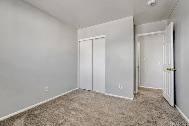 Building Photo - 7968 Chase Cir