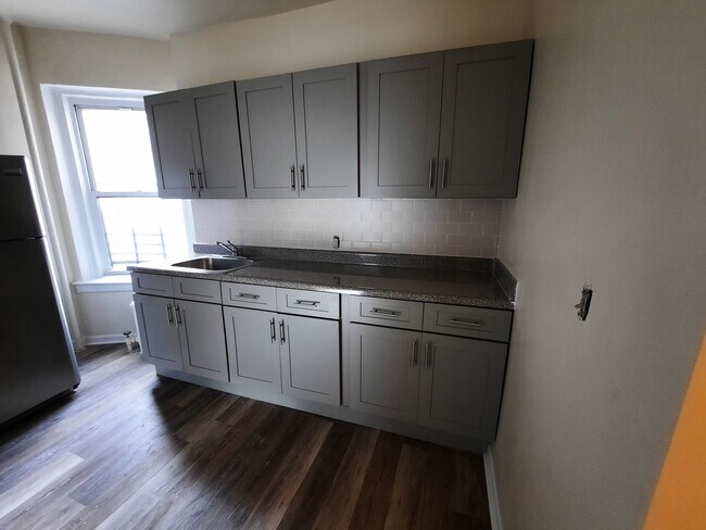Kit - 23 Cortlandt St