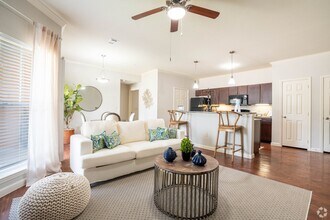 Building Photo - Where Style Meets Home!
